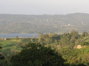 Acroos the lake from El Roble, San Luis, and Tronadora is the town of Nuevo Arenal.